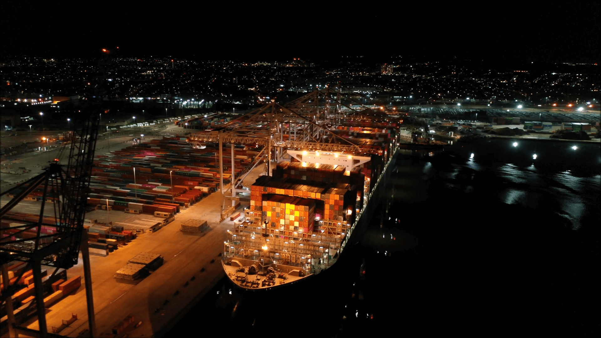 Thumbnail - Comércio exterior de corpo e ALMA.